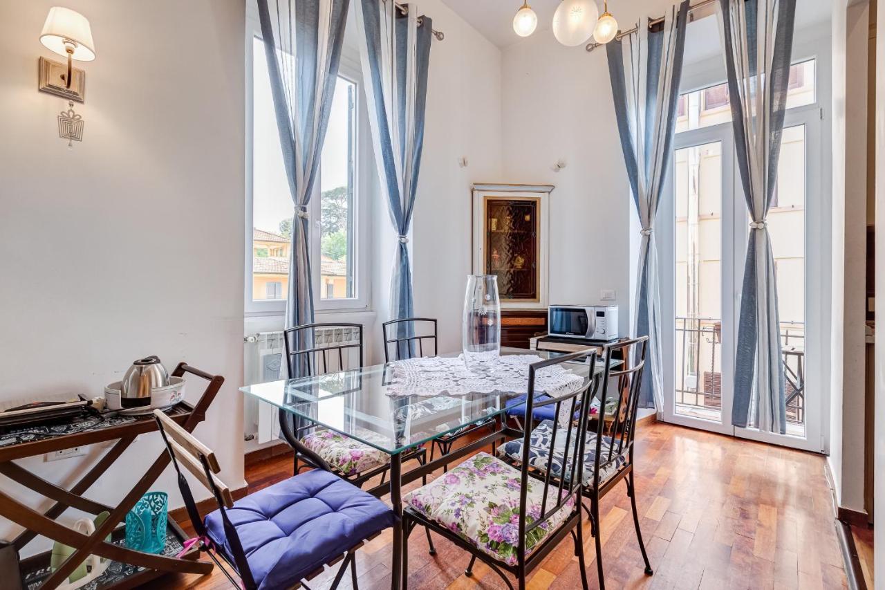 Saint Peter Elegance Domus Apartment Rom